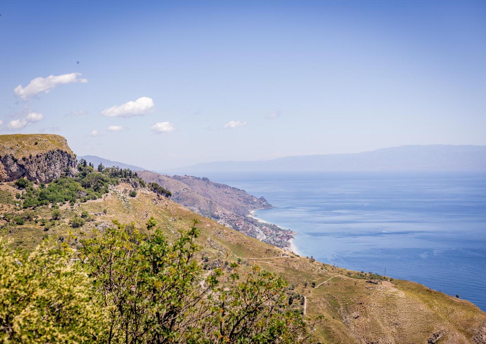 Апартаменты Casa Dei Fiori Con La Vista A Taormina Скизо Экстерьер фото
